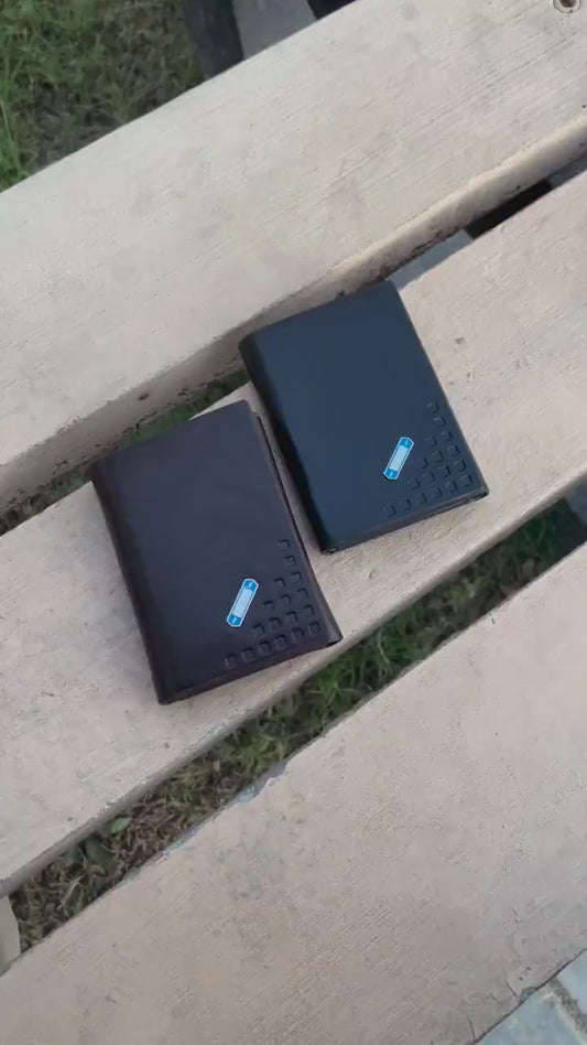 Men's Trifold Leather Wallet